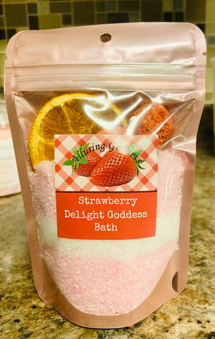 Strawberries & Cream Milk Bath